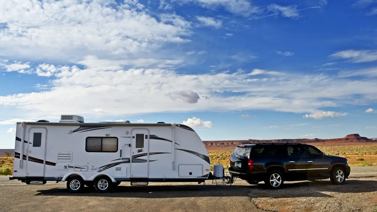 Trailer ou Motorhome para Acampar com Cachorro