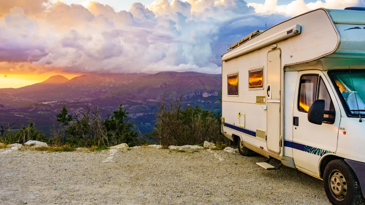 Acampar com Cachorro nas Montanhas Brasileiras